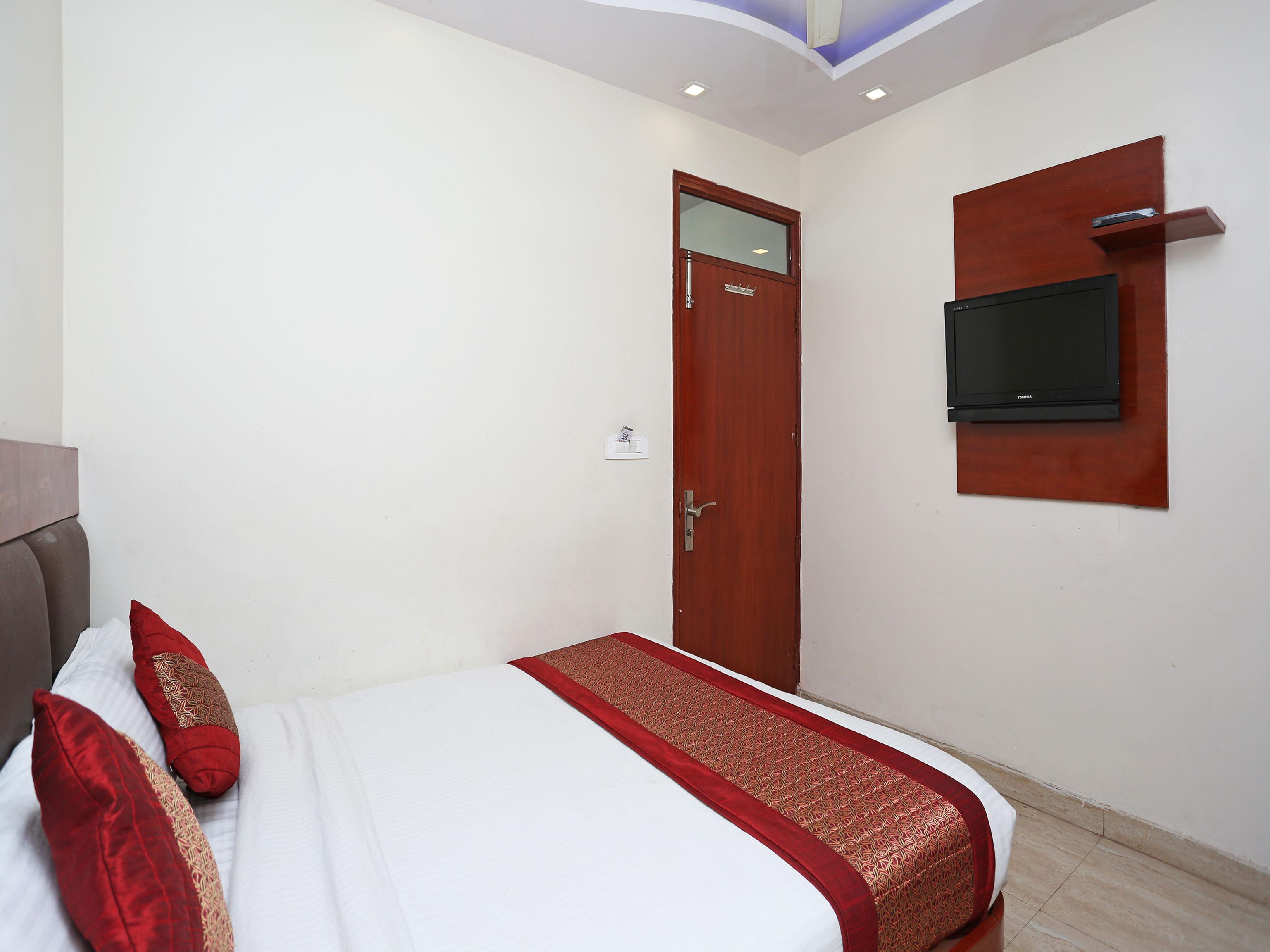 Oyo 6169 Hotel Prem Deluxe Nowe Delhi Zewnętrze zdjęcie